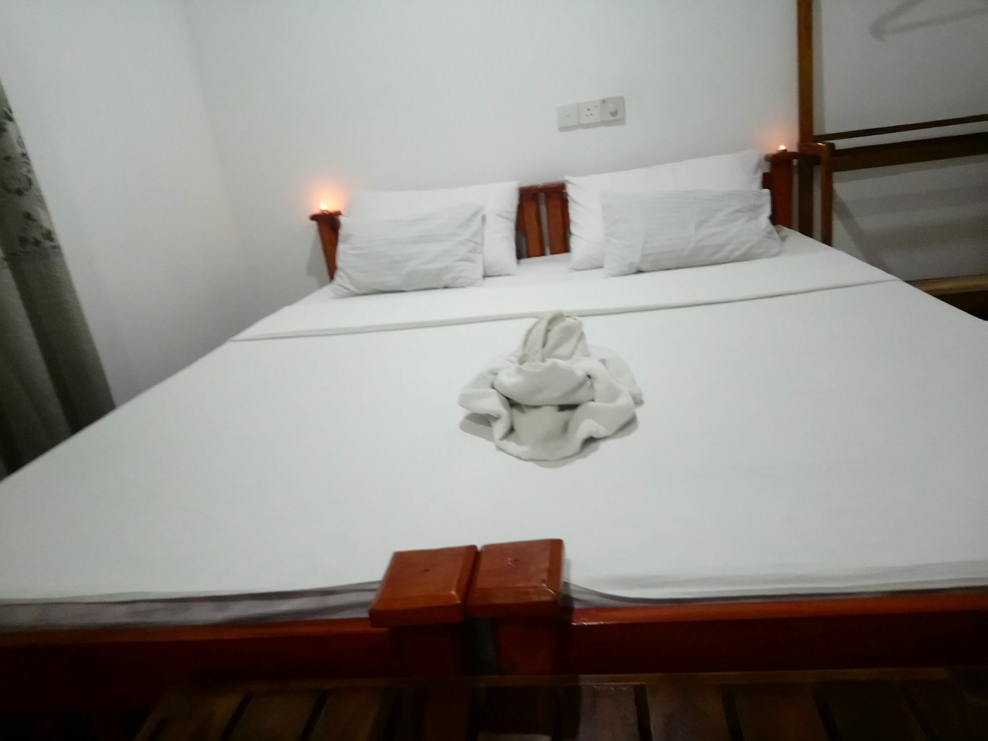 The Bambos Villa Hikkaduwa Bagian luar foto