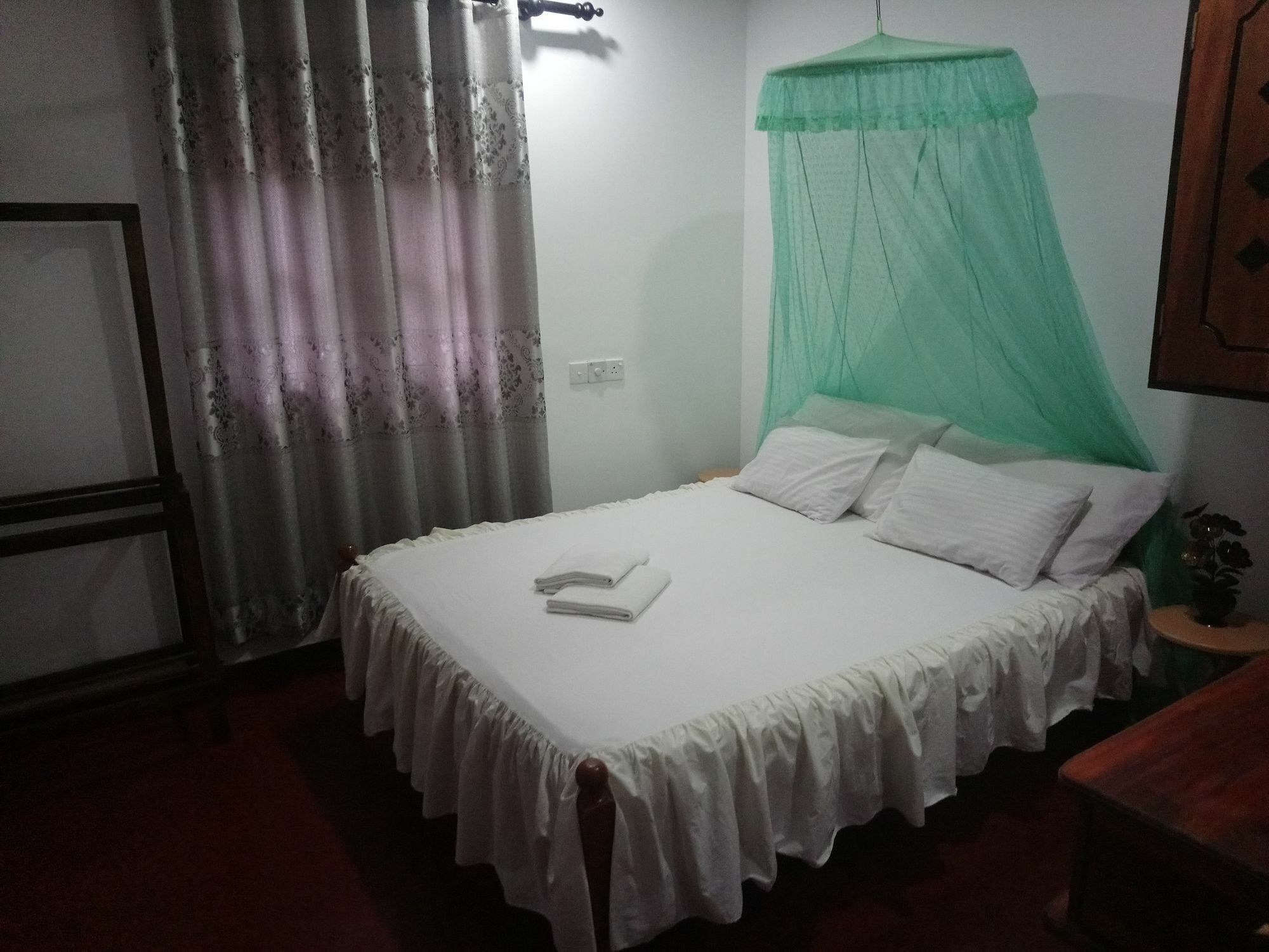 The Bambos Villa Hikkaduwa Bagian luar foto